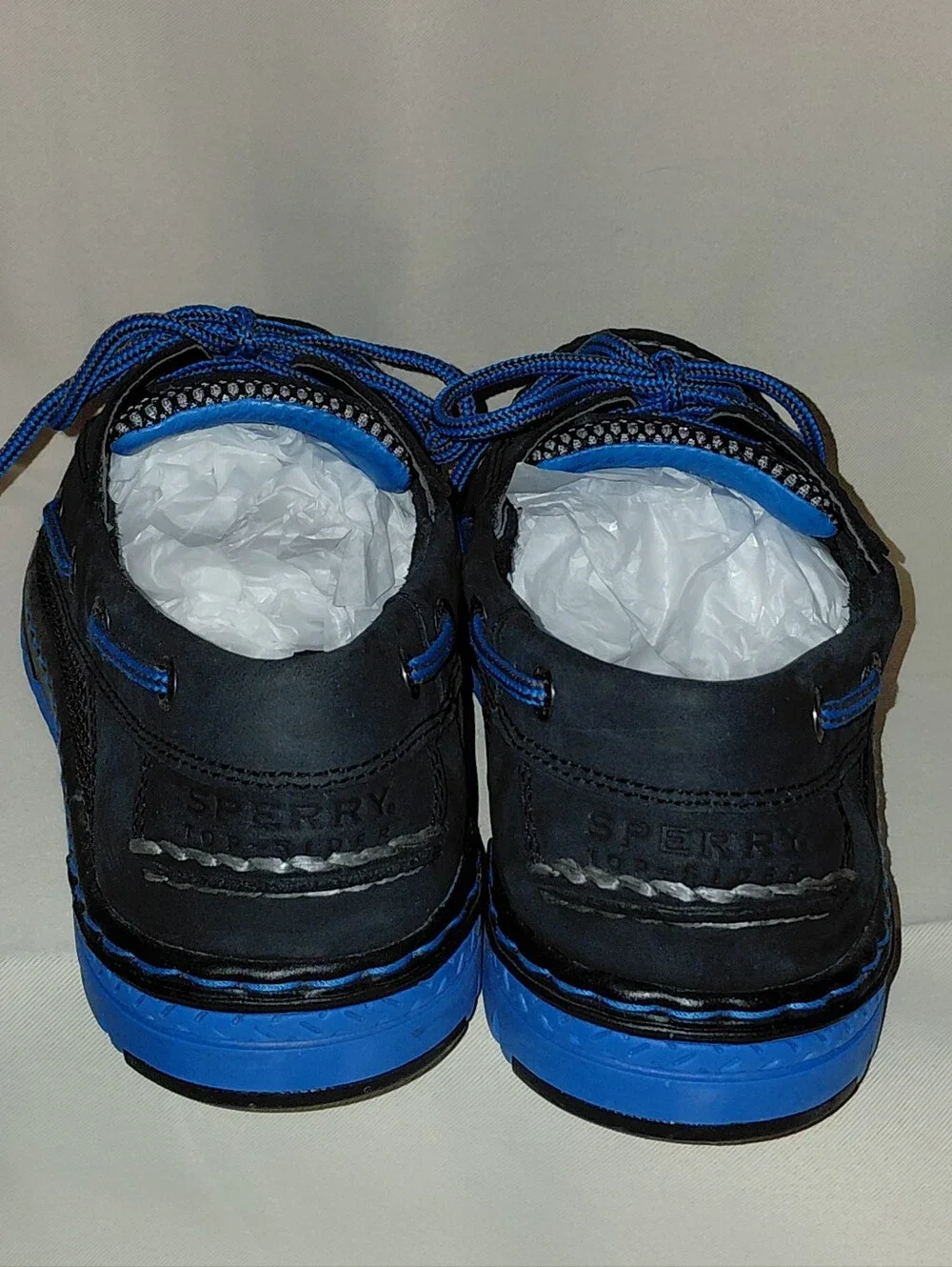 Sperry Men's 8.5M Billfish 3-Eye Boat Shoes, Dark Navy Leather Vibrant Laces New